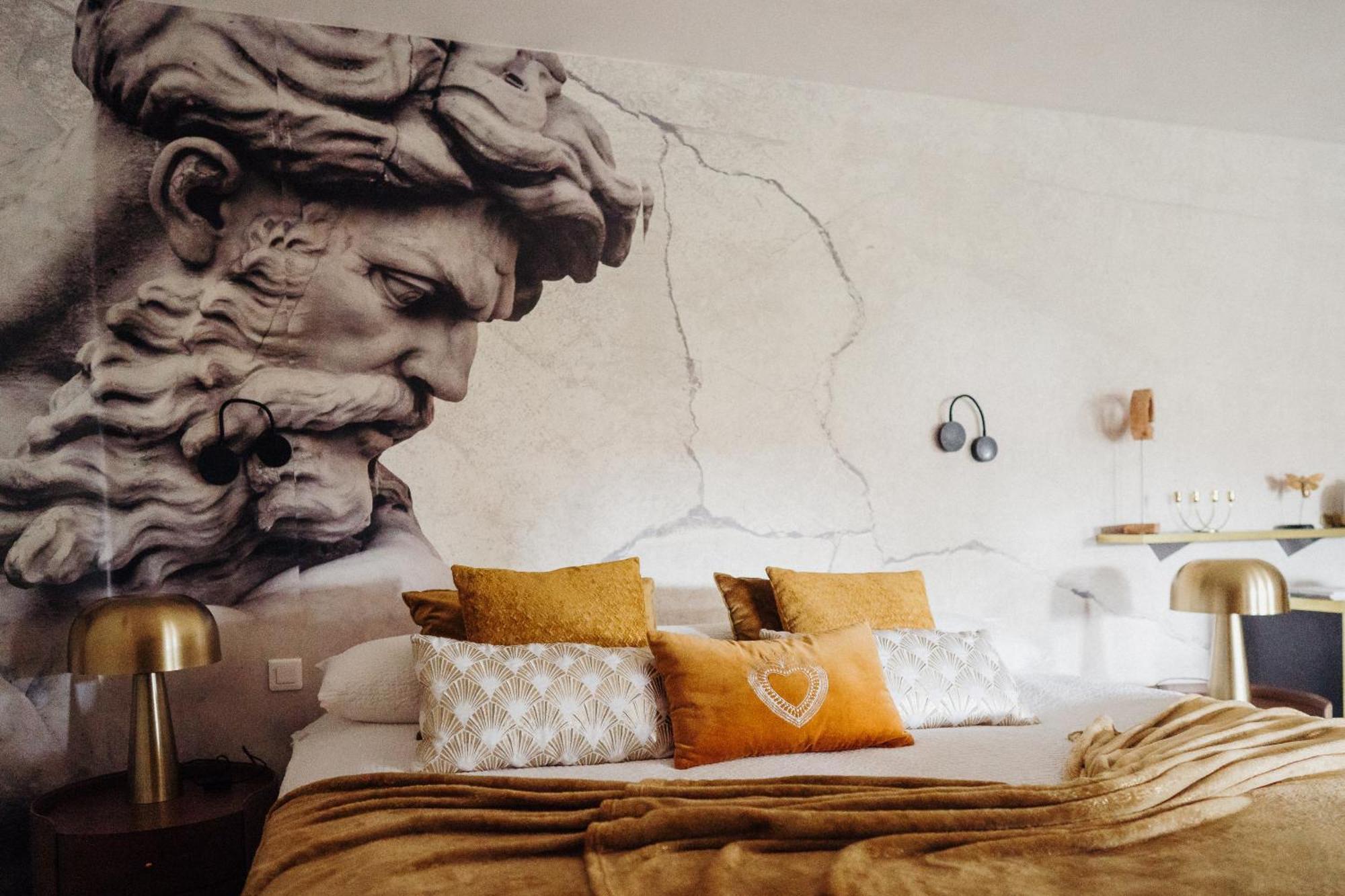 Le Confidentiel Hotel & Spa Saint-Raphaël المظهر الخارجي الصورة